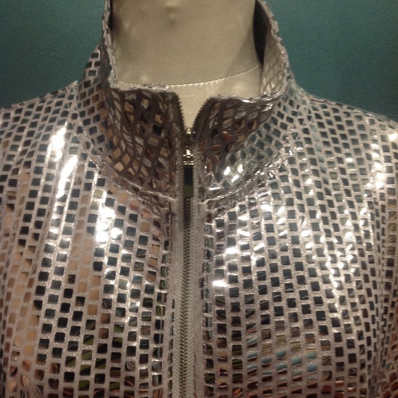 Like new metallic jacket - Picture 2 of 5